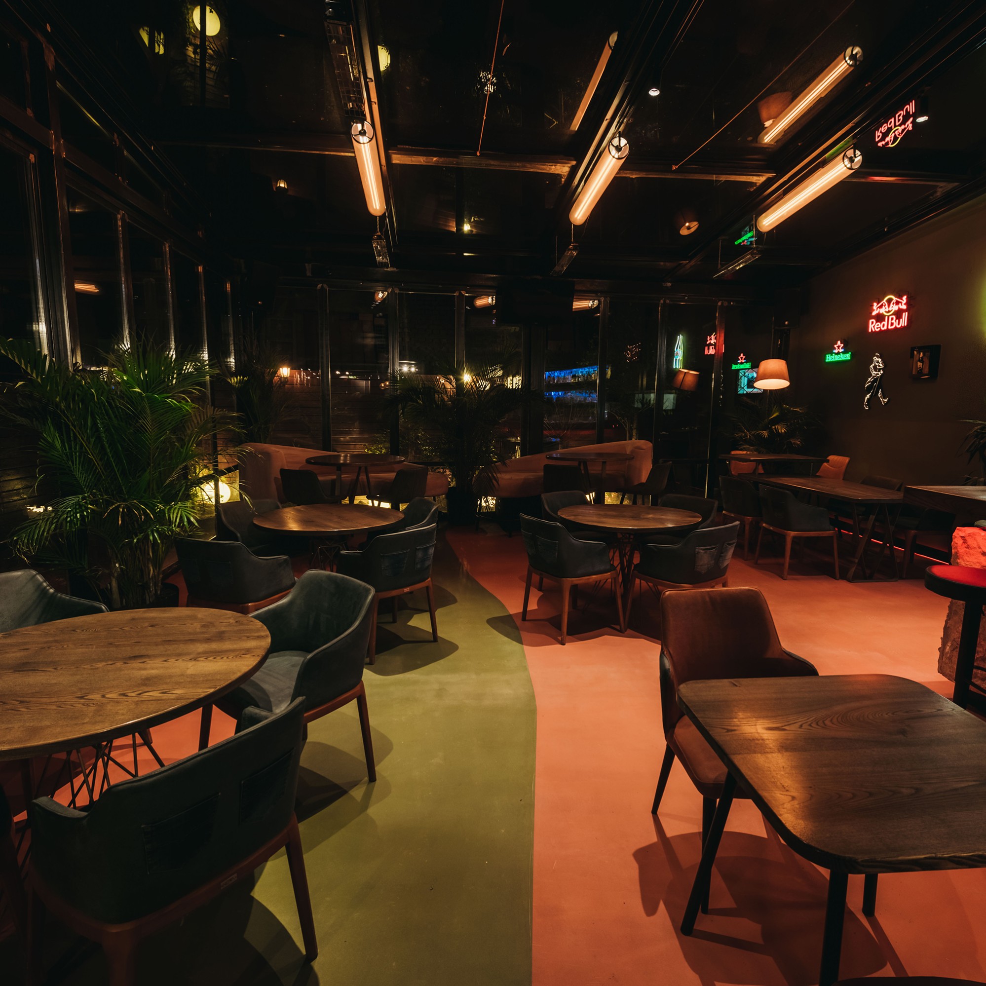 Nona Lounge