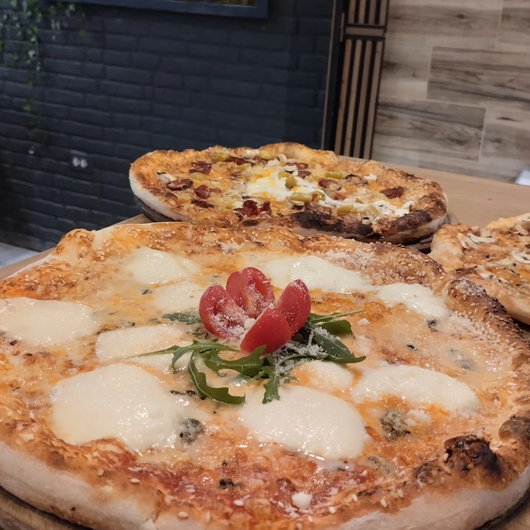 Vintage Pizza House photo 2