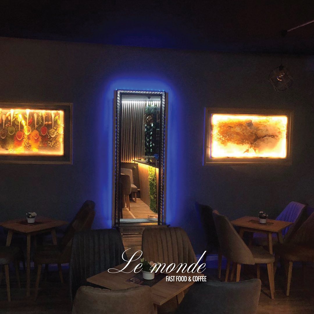 Le Monde Fast Food & Coffee photo 6