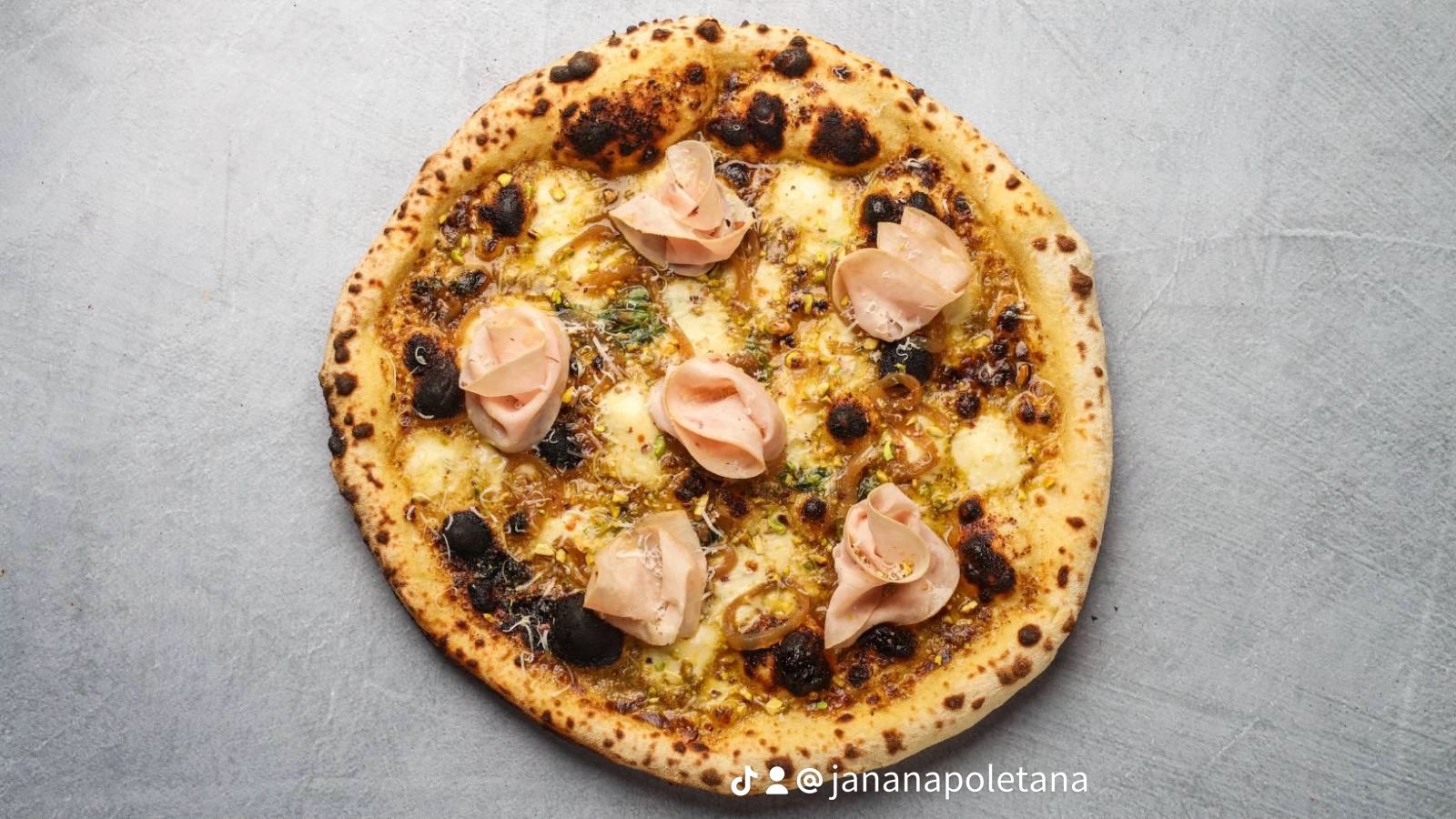 Jana Napoletana photo 6