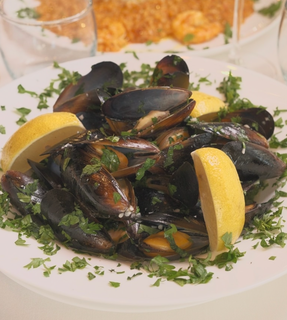 Hemingway Fish Restaurant photo 5